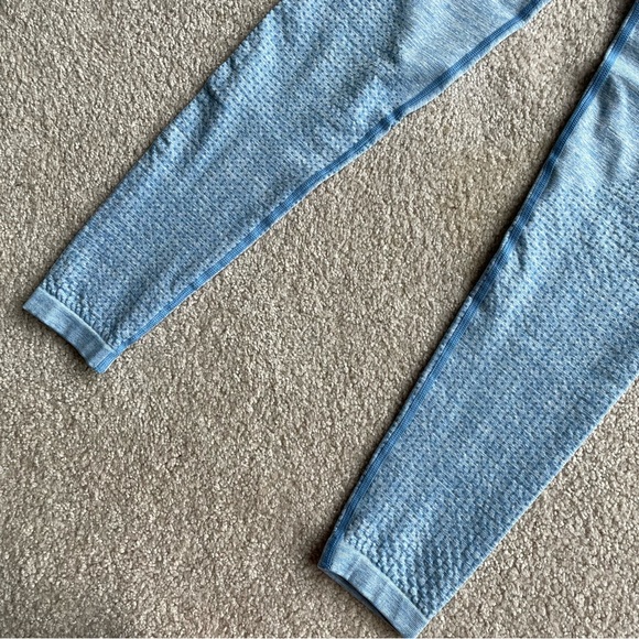 Gymshark | Vital Seamless Leggings | BLUE - SMALL - Picture 3 of 10